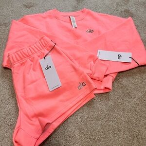 🆕Accolade Cropped Crew Neck and Shorts Set🆕